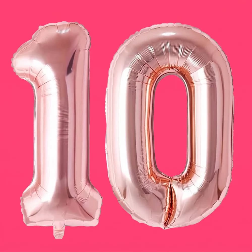 Globos con forma del número 10 — diez años de Regalitos con Amor